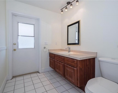 6195 Valerian Boulevard - Photo Thumbnail 19
