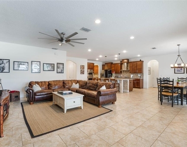 6020 Marleon Drive - Photo Thumbnail 4
