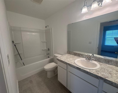 3238 Vesara Drive - Photo Thumbnail 9