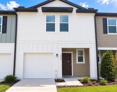 3238 Vesara Drive - Photo Thumbnail 1