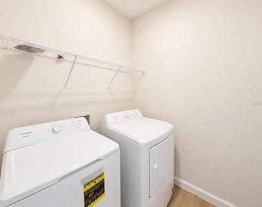 3027 Granite Ridge Avenue - Photo Thumbnail 10