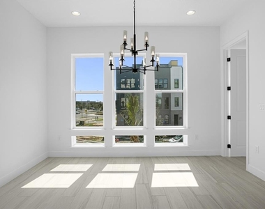 2368 Brix Street - Photo Thumbnail 7