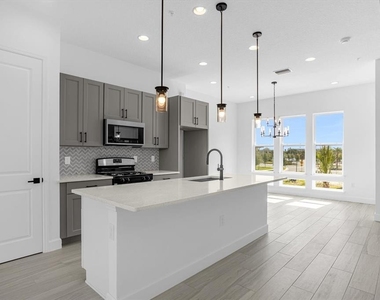 2368 Brix Street - Photo Thumbnail 6