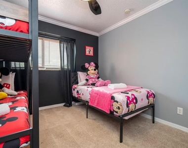 254 Cordova Avenue - Photo Thumbnail 33