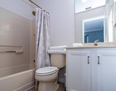 254 Cordova Avenue - Photo Thumbnail 51