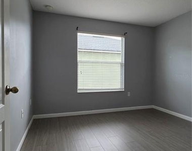 1719 Plantation Oaks - Photo Thumbnail 19