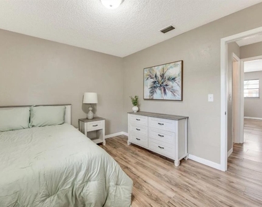 2140 S Palmetto Avenue - Photo Thumbnail 15