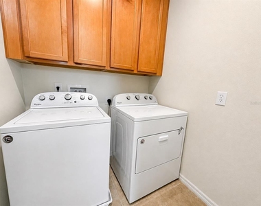 9137 Grand Island Way - Photo Thumbnail 12
