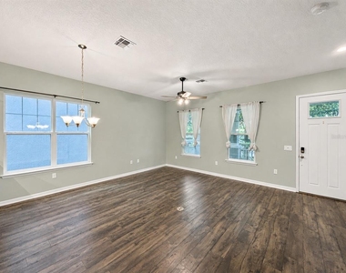 9137 Grand Island Way - Photo Thumbnail 23