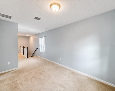 9137 Grand Island Way - Photo Thumbnail 9