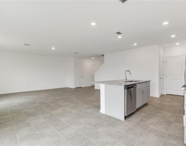5682 Nispero Way - Photo Thumbnail 3