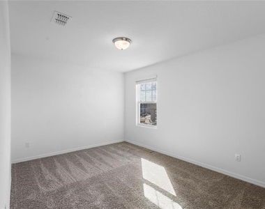 4669 Sidesaddle Trail - Photo Thumbnail 17