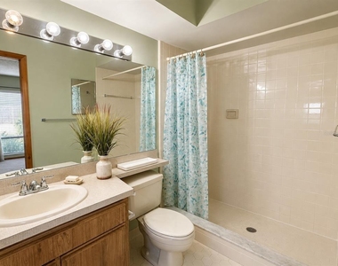 1455 King Court - Photo Thumbnail 11