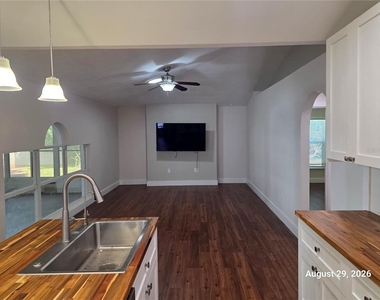 834 Amidon Street - Photo Thumbnail 6