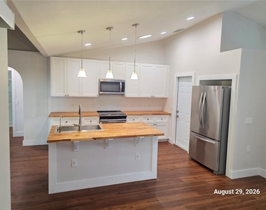 834 Amidon Street - Photo Thumbnail 7