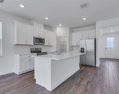 2248 Hen Road - Photo Thumbnail 5
