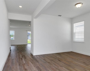 2248 Hen Road - Photo Thumbnail 3