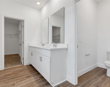 2248 Hen Road - Photo Thumbnail 11