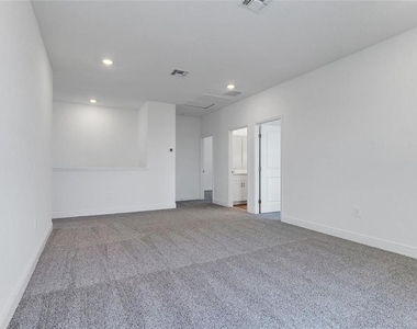 2248 Hen Road - Photo Thumbnail 13