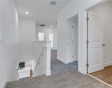 2248 Hen Road - Photo Thumbnail 12