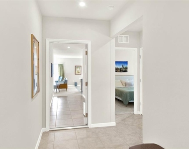1511 Finnigan Circle - Photo Thumbnail 4