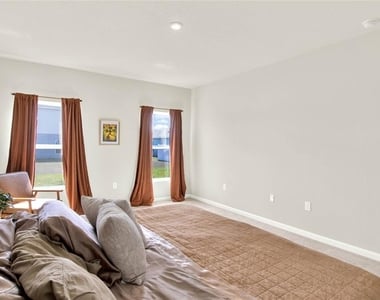 1511 Finnigan Circle - Photo Thumbnail 20