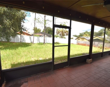 9109 Queen Elizabeth Court - Photo Thumbnail 20