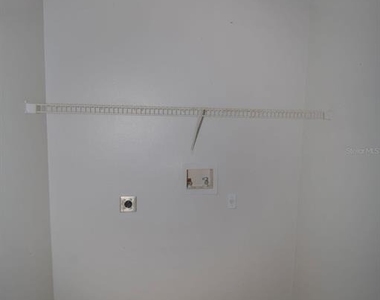664 Cedar Forest Circle - Photo Thumbnail 15