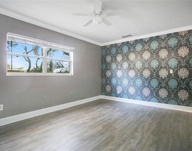 7000 Cane Hills Circle - Photo Thumbnail 11