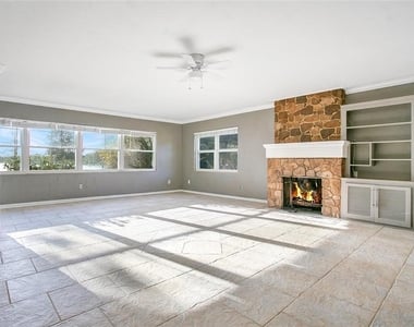 7000 Cane Hills Circle - Photo Thumbnail 2
