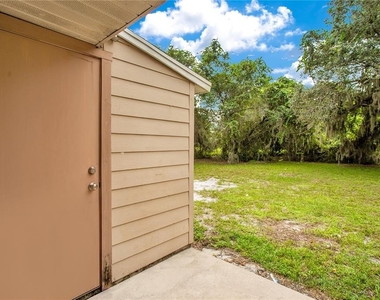 2610 Adela Avenue - Photo Thumbnail 13