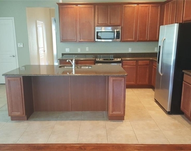 13314 Roxboro Road - Photo Thumbnail 6
