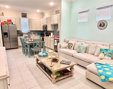8036 Surf Street - Photo Thumbnail 5