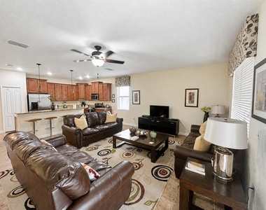 9030 Shadow Mountain Street - Photo Thumbnail 7