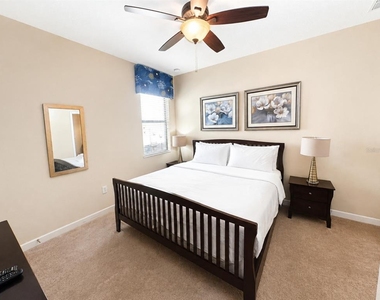 9030 Shadow Mountain Street - Photo Thumbnail 11