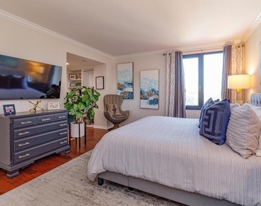 7550 Hinson Street - Photo Thumbnail 25