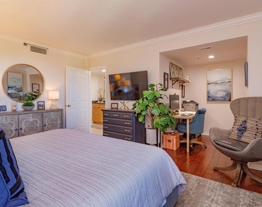 7550 Hinson Street - Photo Thumbnail 26