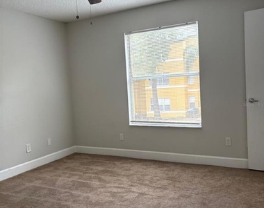 4518 Commander Drive - Photo Thumbnail 9