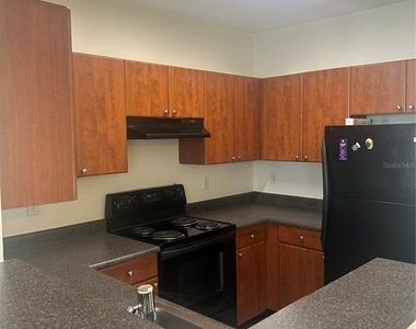 300 E South Street - Photo Thumbnail 7