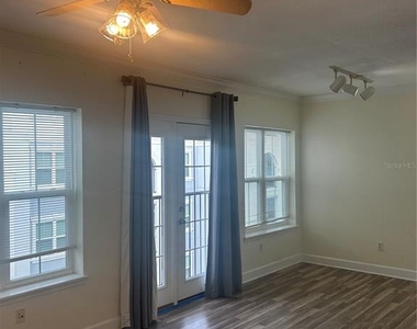 300 E South Street - Photo Thumbnail 5