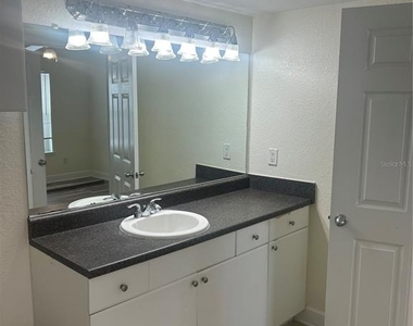 300 E South Street - Photo Thumbnail 14