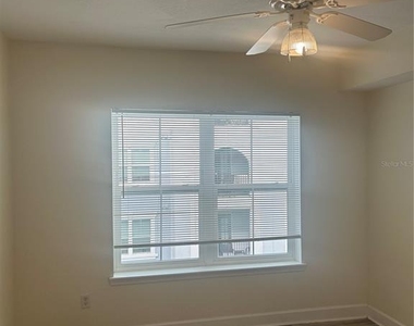 300 E South Street - Photo Thumbnail 10