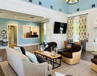 8622 Lovett Avenue - Photo Thumbnail 14