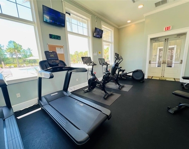 8622 Lovett Avenue - Photo Thumbnail 11