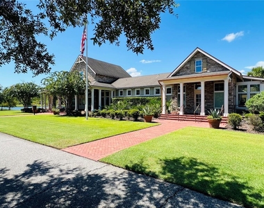8622 Lovett Avenue - Photo Thumbnail 9