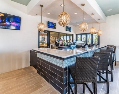 8818 Geneve Court - Photo Thumbnail 16