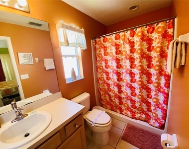 8544 Sunrise Key Drive - Photo Thumbnail 8