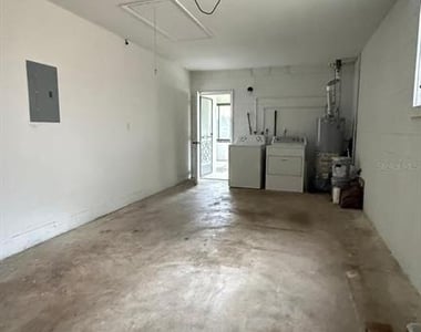 10718 Windsor Place - Photo Thumbnail 30