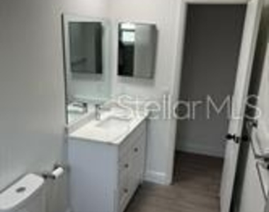 10718 Windsor Place - Photo Thumbnail 3