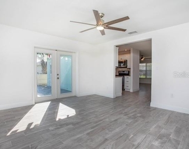 13272 Ebony Avenue - Photo Thumbnail 5